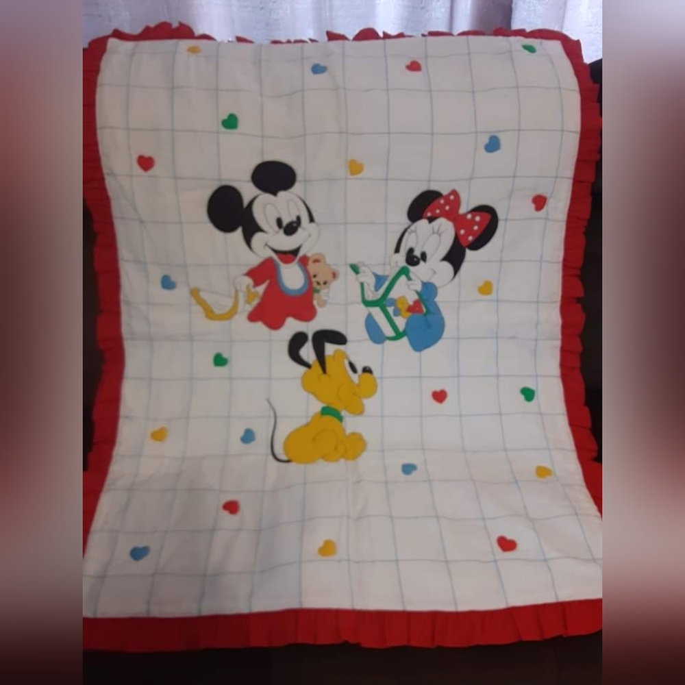 Price firm_Vintage Handmade Mickey Mouse Baby Quilt